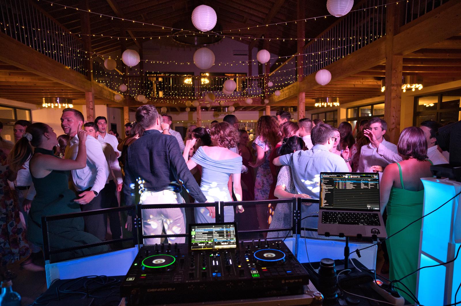 Hochzeitsparty mit DJ Tobias im Main-Taunus-Kreis