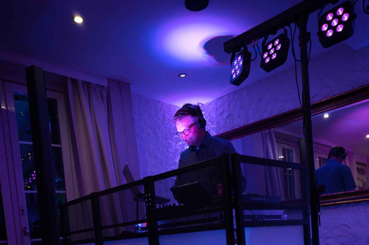 Wie erkenne ich einen professionellen Hochzeits- und Event DJ?